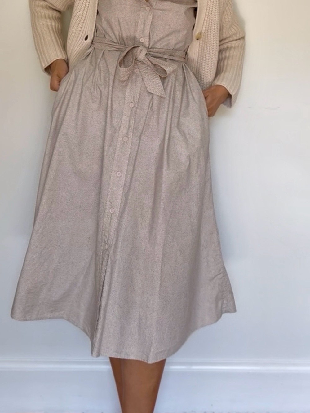 Uniqlo Beige Tie-Waist Button-Front Midi Skirt